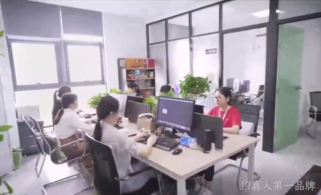 参考{城市}J9真人第一品牌小程序开发公司落地案例，能帮商家避开哪些开发误区？